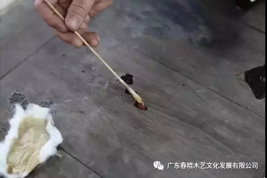 老紅木家具的修復(fù)過程，一經(jīng)修復(fù)煥然一新(圖10)